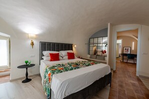 1 bedroom, desk, soundproofing, iron/ironing board