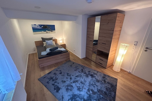 2 bedrooms, travel crib, WiFi, bed sheets