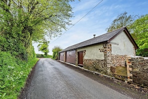 Exterior - 2 Bed in Torrington (oc-p27344) (Langtree)
