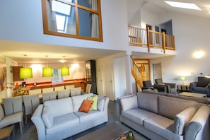 Loft Majestueux | Coin séjour