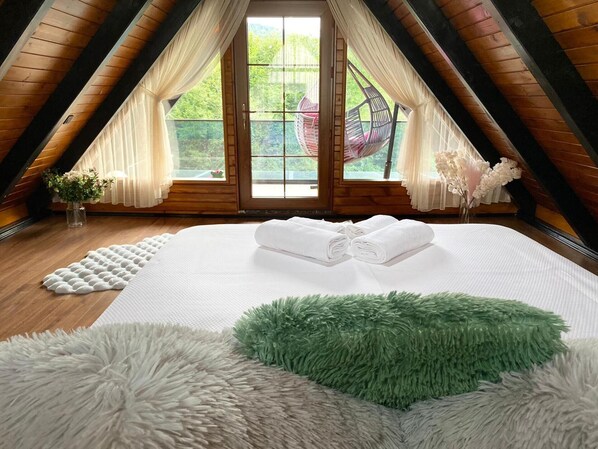 2 bedrooms, WiFi, bed sheets - Dağ manzaralı sessiz ve sakin aileler için ideal havuzlu Villa Bungalov (Sapanca/Hacimercan)