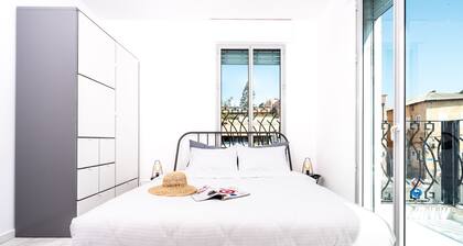 KEDEM - By Beach Apartments TLV
