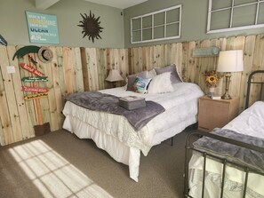 11 bedrooms, iron/ironing board, WiFi, bed sheets