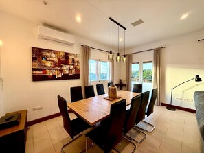Dining - Incredible 6 bed 5 bath detached villa in the exclusive area of Puerto Calero. (Puerto Calero)