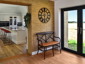 Dishwasher - 4 bedroom accommodation in California, near Scratby (California, near Scratby)