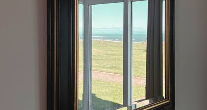 Primrose Cottage - sleeps 4 guests in 2 bedrooms
