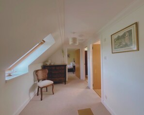 Interior - Buttercup Cottage - sleeps 5 guests  in 3 bedrooms (Argyll)