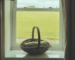 Interior - Foxglove Cottage - sleeps 4 guests  in 2 bedrooms (Argyll)