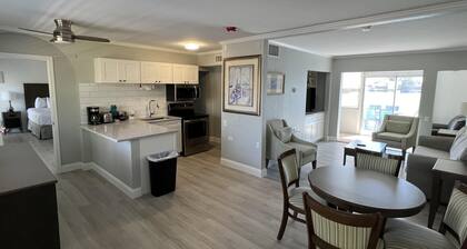 Lakeview Superior Two-Bedroom Suite