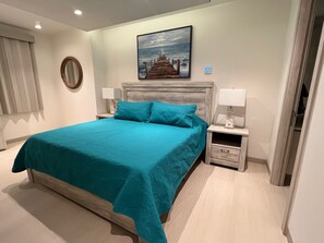 3 makuuhuonetta, silitysrauta/-lauta, ilmainen Wi-Fi, vuodevaatteet