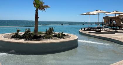 Las Palomas BRAND NEW, Ground Floor, Phase 3 Condo!