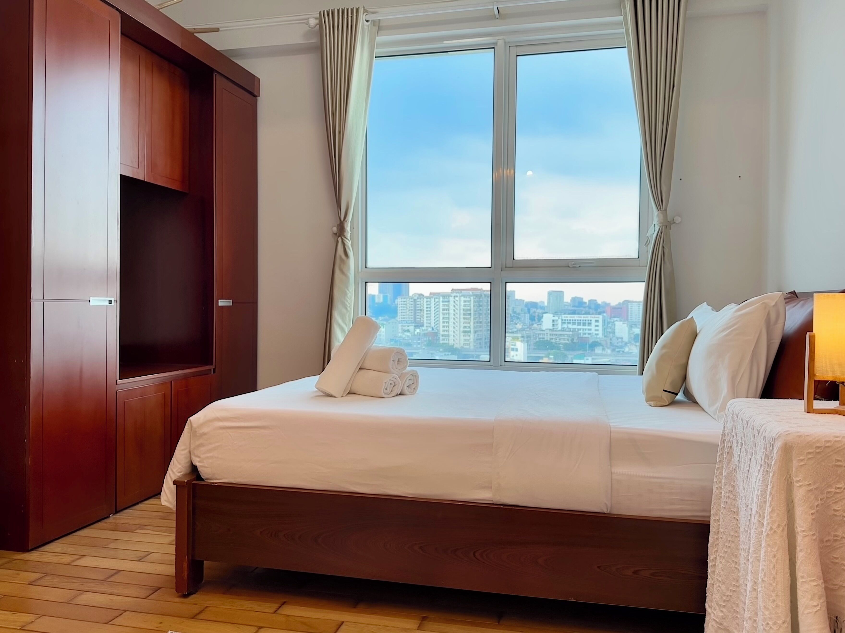Panoramic Studio, City View | Premium bedding, memory foam beds, minibar, individually furnished