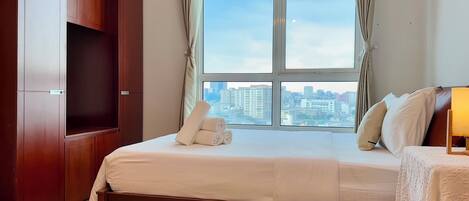 Studio có tầm nhìn toàn cảnh, quang cảnh thành phố | Bộ đồ giường cao cấp, nệm cao su hoạt tính (memory foam), minibar