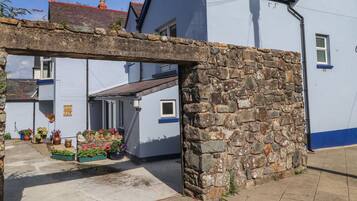 Cottage | Exterior