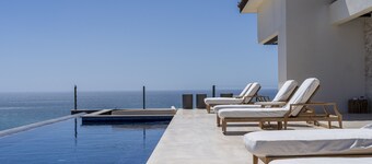 EXQUISITE 5 BR RESIDENCE AT QUIVIRA LOS CABOS