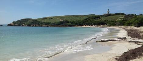 Solstolar och strandhanddukar
