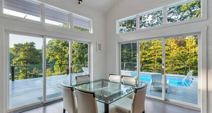 Beautiful Waterfront North Fork Home, Private Pool, Private Dock, Close to...