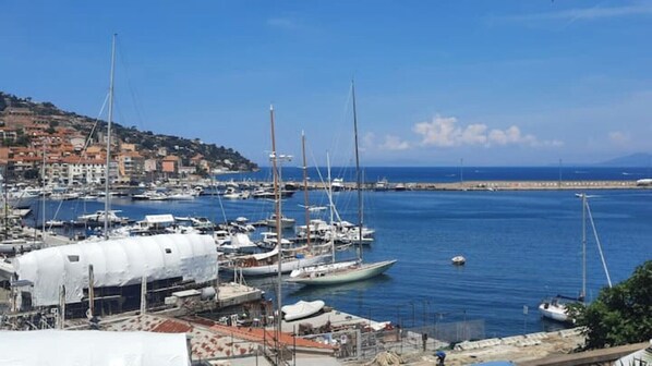 Marina