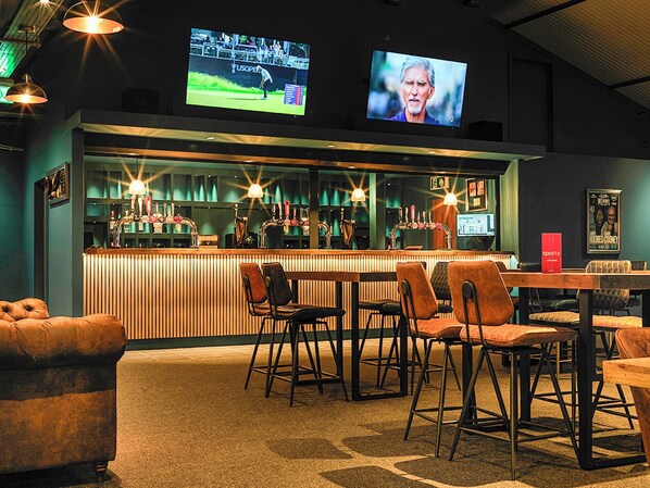 Bar (in der Unterkunft)