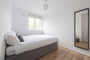 4 Schlafzimmer, Bügeleisen/Bügelbrett, kostenloses WLAN, Bettwäsche