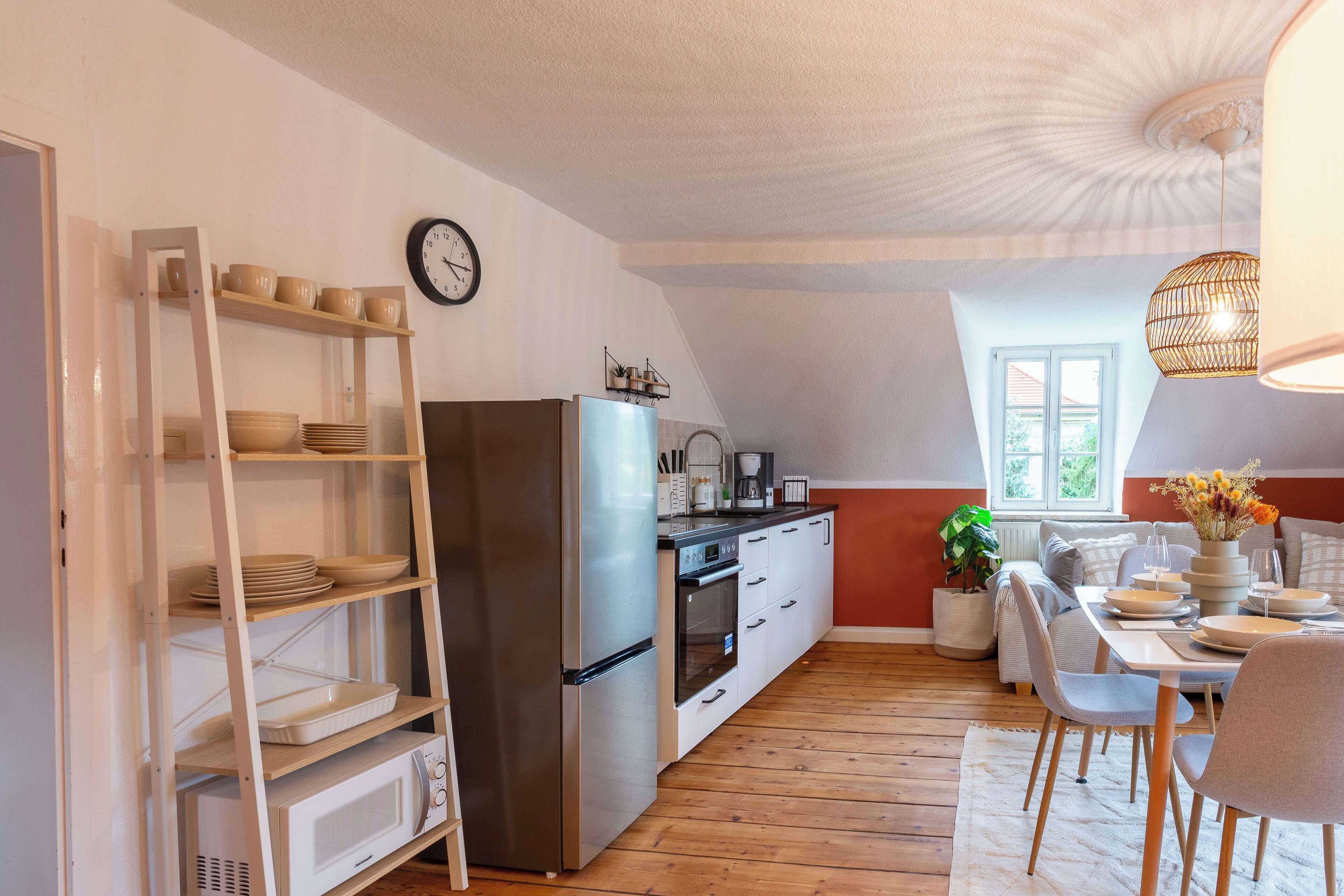 Coffee/tea maker, fridge, microwave, oven