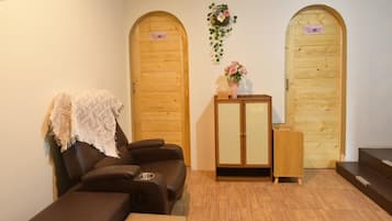 Hot stone massages, Thai massages, massages