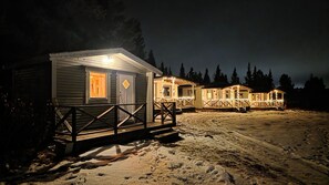 Moose Cabin  transfer, breakfast, sauna | 1 sovrum, gratis wi-fi och sängkläder