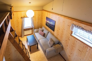 Wolverine Loft Cabin (animals allowed) | 1 soveværelse, gratis Wi-Fi, sengetøj