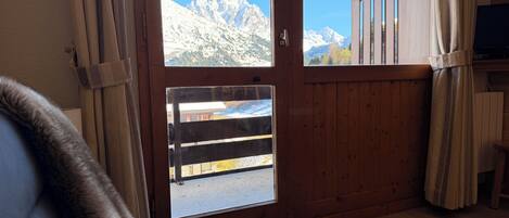 Télévision, chaîne hi-fi