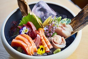 الطعام والشراب