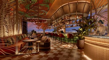 Café da manhã, almoço e jantar; culinária fusion, vistas para a praia 