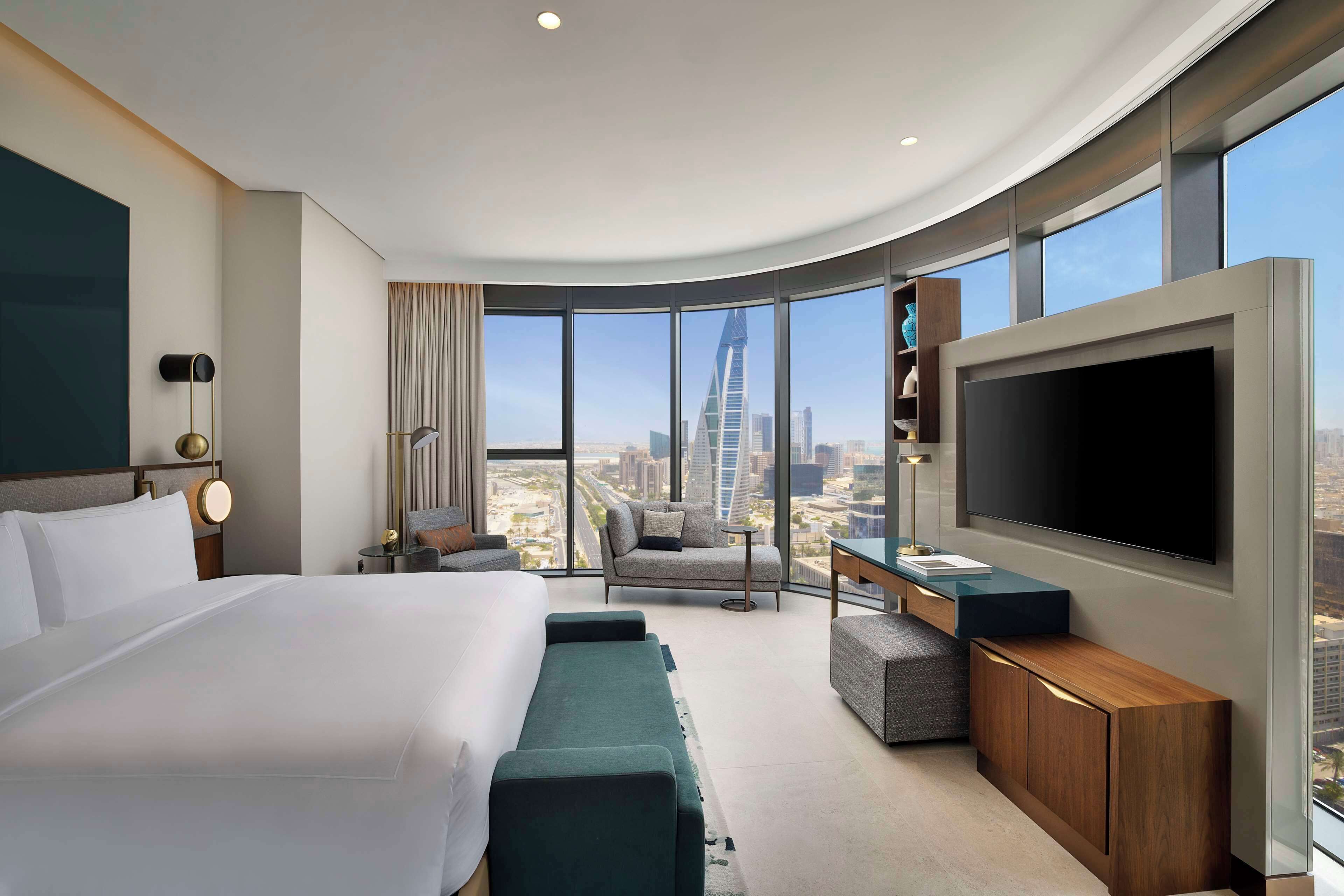 1 bedroom, Frette Italian sheets, premium bedding, down duvets