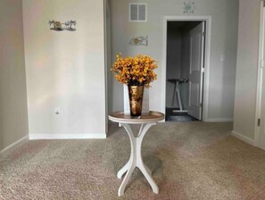 Interior - Gorgeous Seaside Paradise - The Ultimate Family Getaway! (Ocean View)