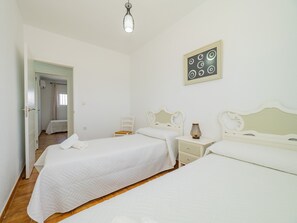 4 Schlafzimmer, Bügeleisen/Bügelbrett, kostenloses WLAN, Bettwäsche