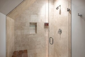 Shower, eco-friendly toiletries, towels