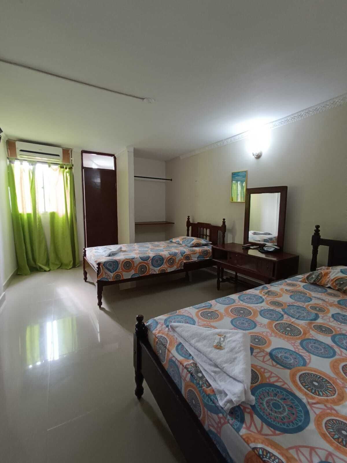 family room | desk, free wifi