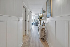 Interior - Catching Sunsets on the Cape Fear River w/ Parking (Wilmington)