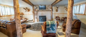 Relaxing Lodge In The Country