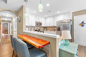 Fridge, microwave, oven, stovetop - Sands About Right
 (Oak Island)