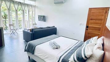 1 bedroom, iron/ironing board, free WiFi, bed sheets