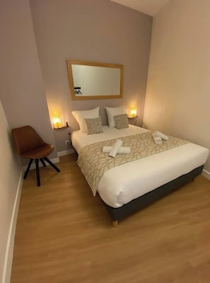2 bedrooms, WiFi, bed sheets