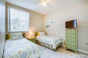 3 chambres, fer et planche à repasser, Wi-Fi, draps fournis