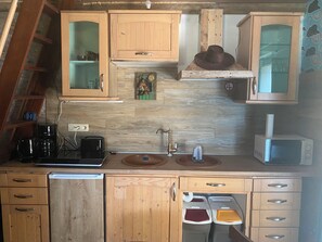 Mikrowelle, Ofen, Herdplatte, Hochstuhl