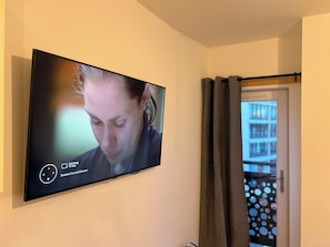 Téléviseur à écran plat