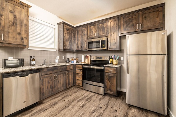 Fridge, microwave, oven, stovetop