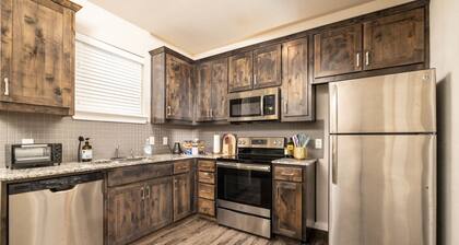 Lakefront Home – World Cup Fun!