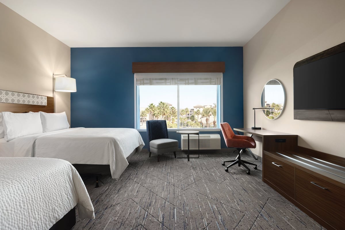 Surmatelas, coffres-forts dans les chambres, bureau, rideaux occultants