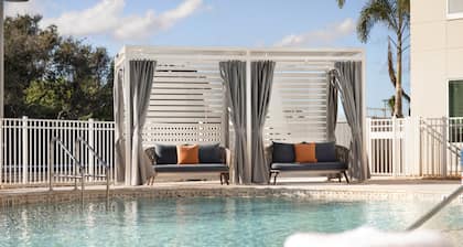 Holiday Inn Express Cape Canaveral by IHG