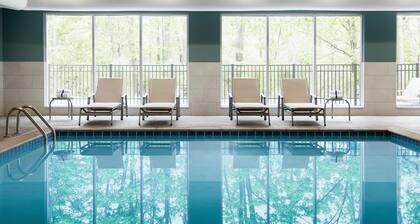 avid hotel Traverse City by IHG