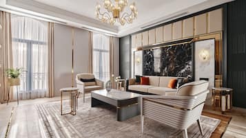 Suite - 1 kingsize-seng (Plaza) | Premium-sengetøj, dundyner, Tempur-Pedic-senge, minibar